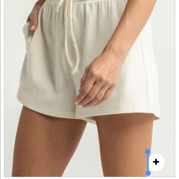 WEST OF MELROSE Kickin' It Casual Ribbed Shorts in Cream M - Picture 3 of 11